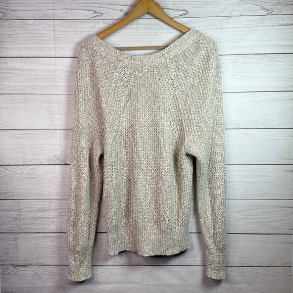 Women’s Free People Sweater - Picture 2 of 6